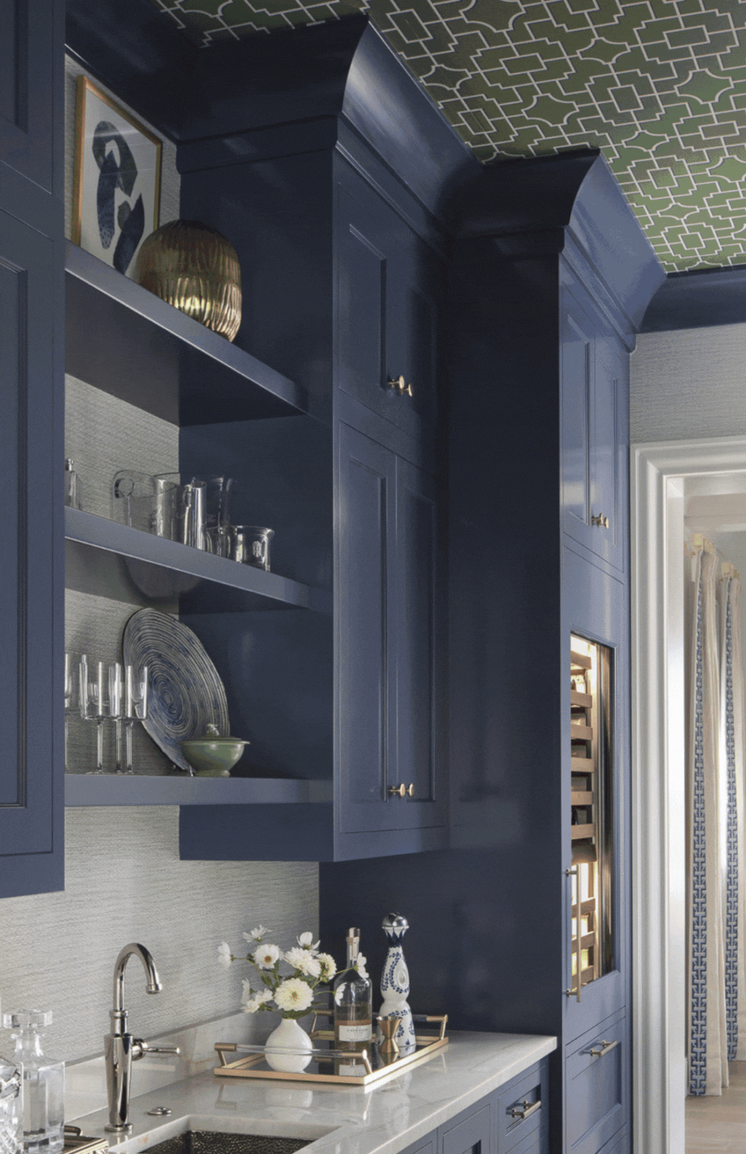 Accent on Cabinets - GIF-2